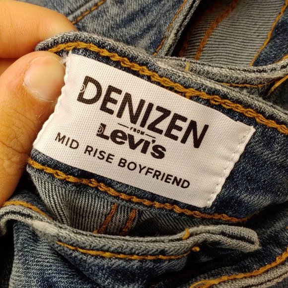Denizen Levi's® Women's Mid-Rise Boyfriend Jeans - Picture 8 of 10